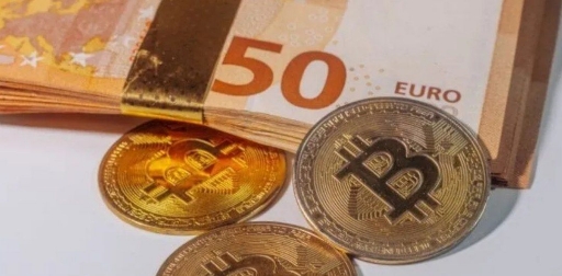 انباشت استراتژیک بیت‌کوین توسط کپیتال بی: عبور از مرز ۳۱۰۰ واحد! ₿
